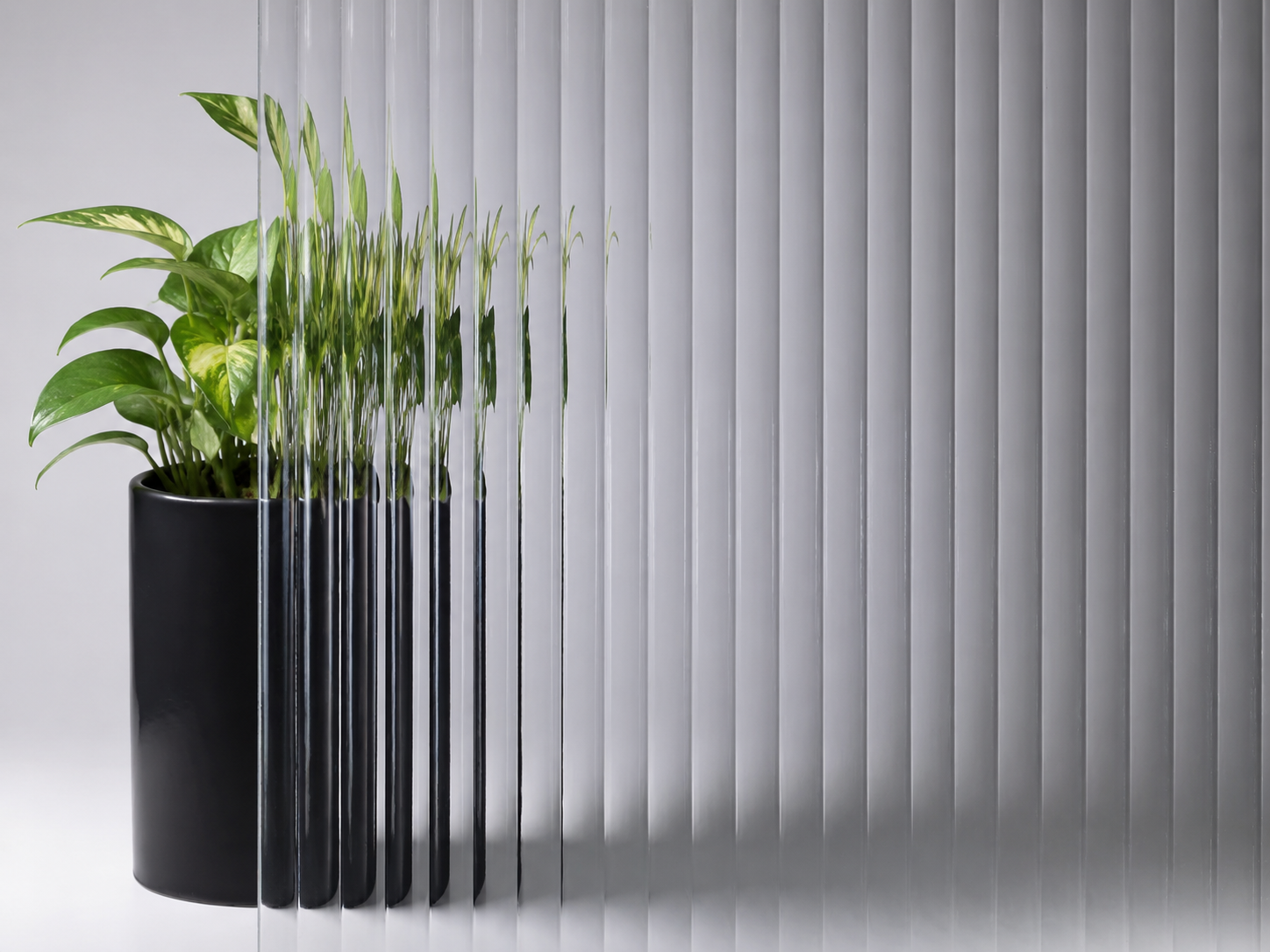 Narrow reeded obscure glass sample for double glazed windows